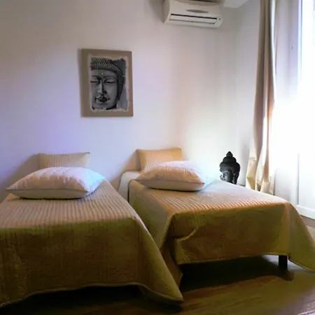 Arthur Vieux Port Appartement Cannes